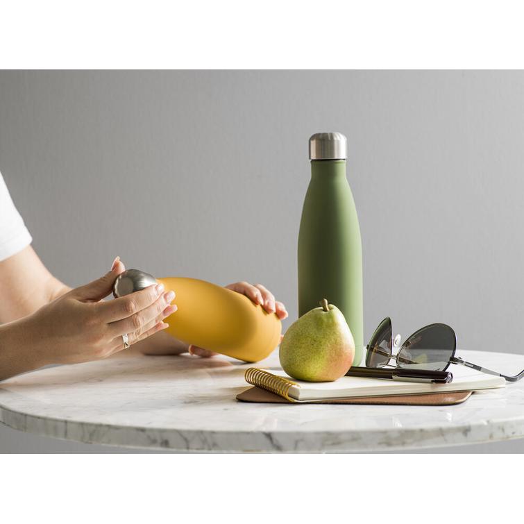 Nils ter&auml;spullo kumip&auml;&auml;llysteell&auml;