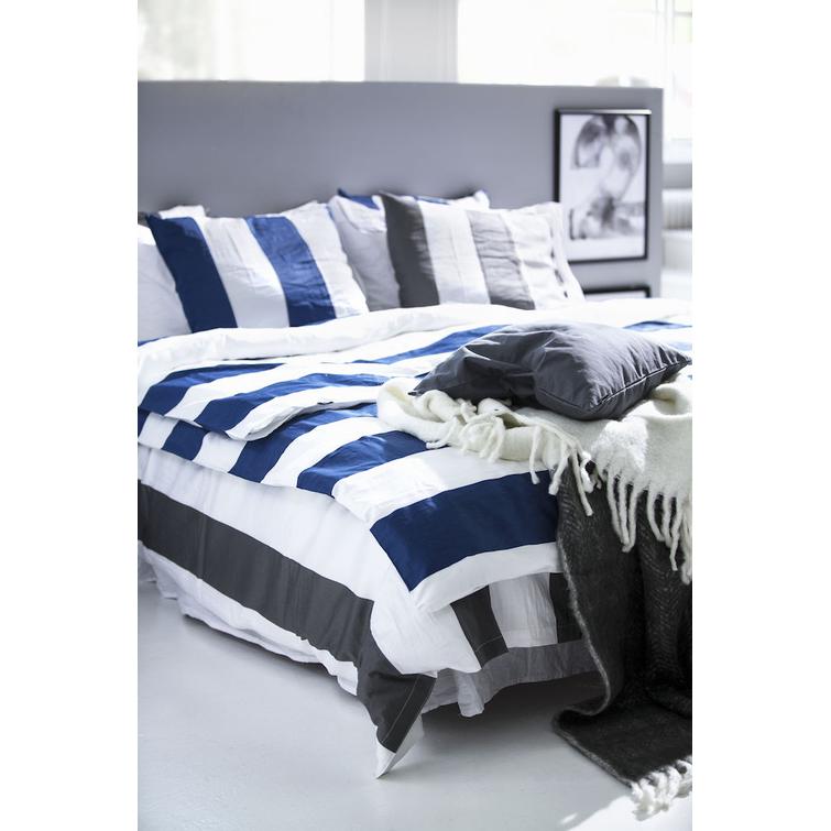 Fj&auml;llbacka tyynyliina